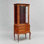 976 9101 DISPLAY CABINET